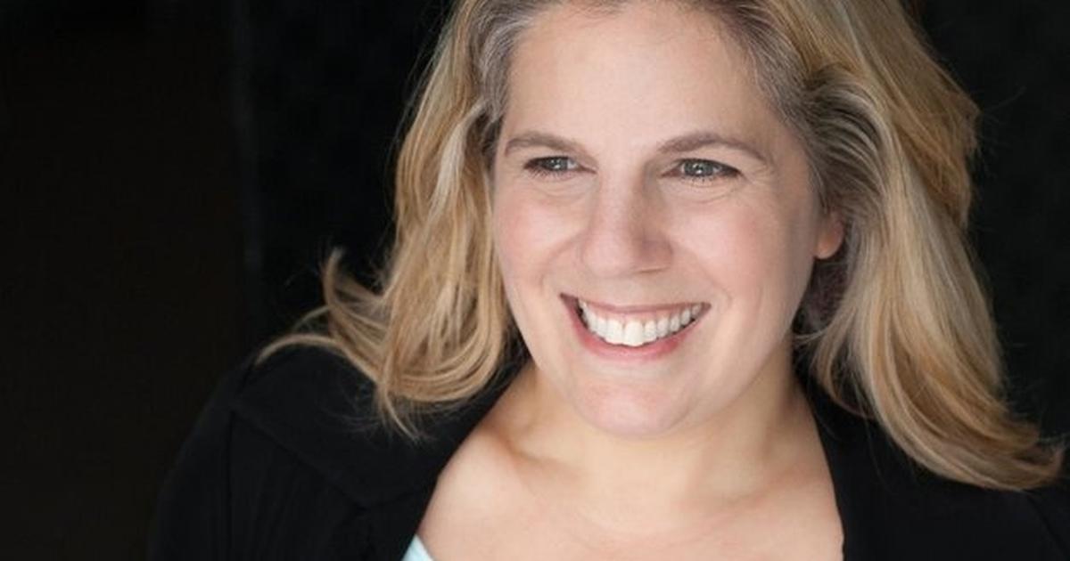 Acting Coach Lisina Stoneburner Is in Your Corner