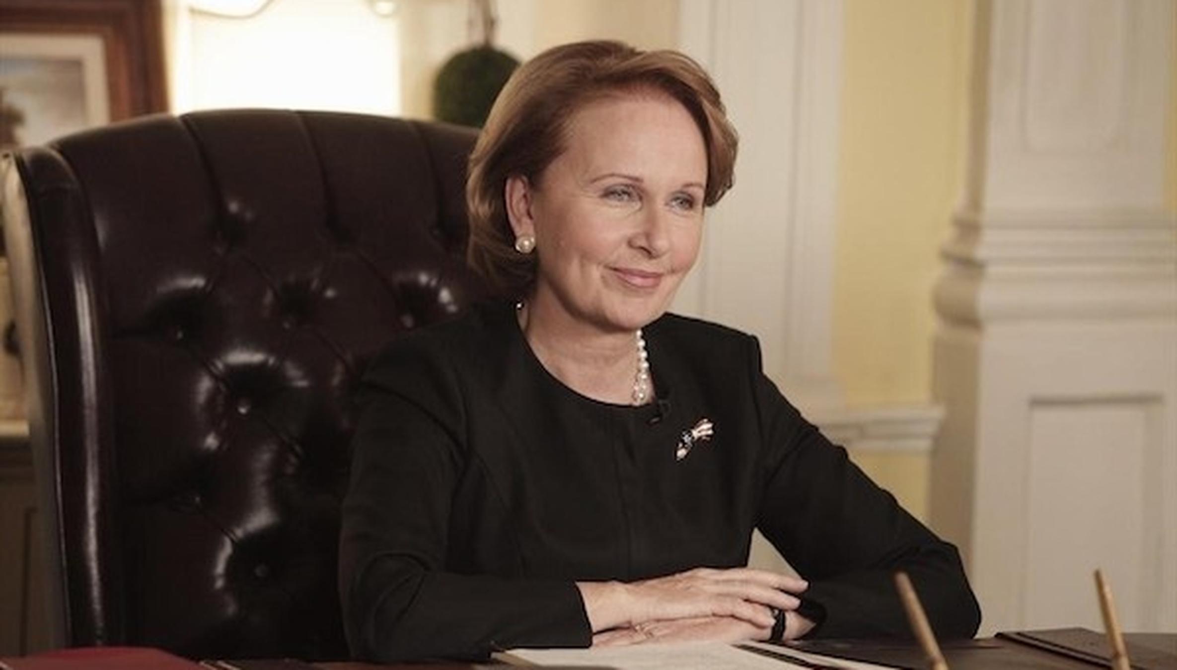 Emmys 2014 Scandal s Kate Burton on Playing the Murderous Vice