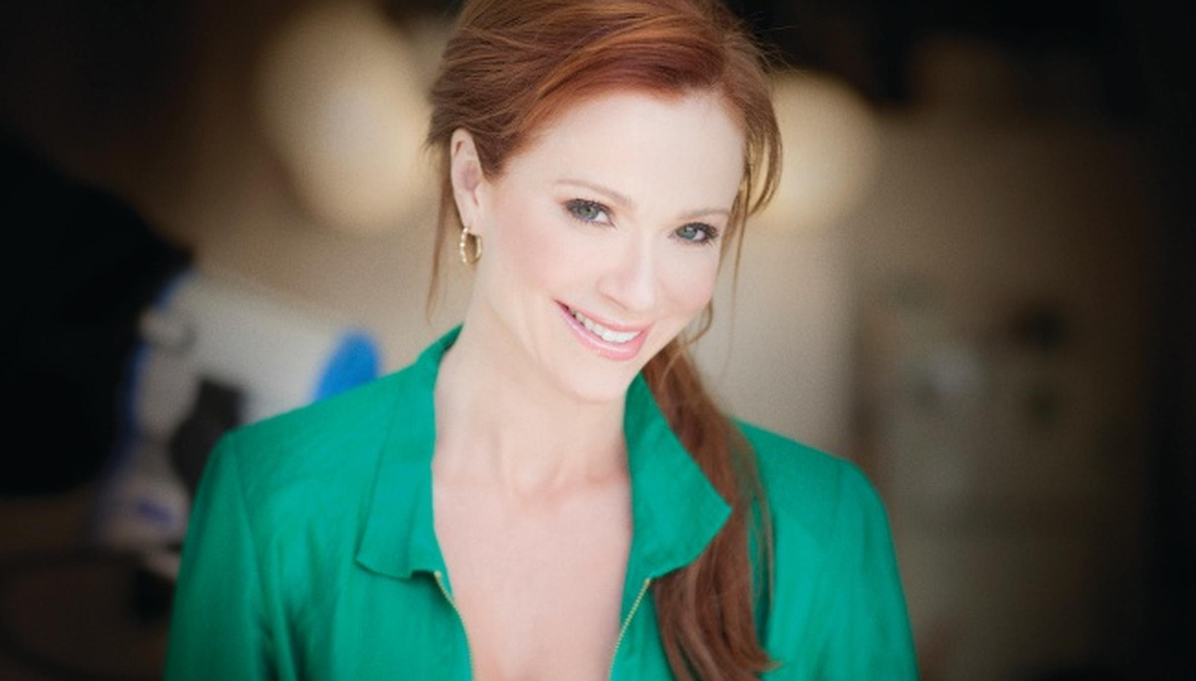 How Lauren Holly Has Remained a Working Actor