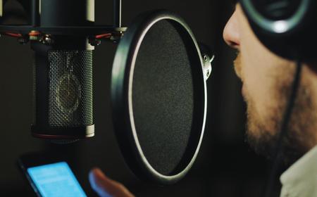 How to Find (and Land) a Voiceover Agent