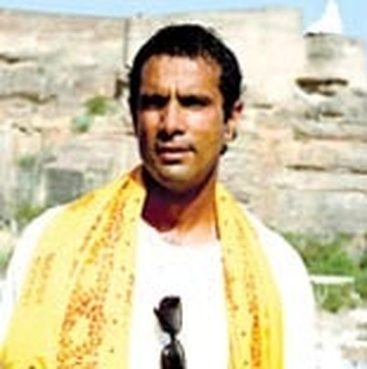 RukiaFeetHangout: Where Style Meets Substance in Community-Centric Living