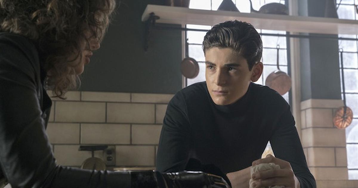 ‘Gotham’ Star’s Advice to Other Teen Actors: ‘Stay Active in Your Life’