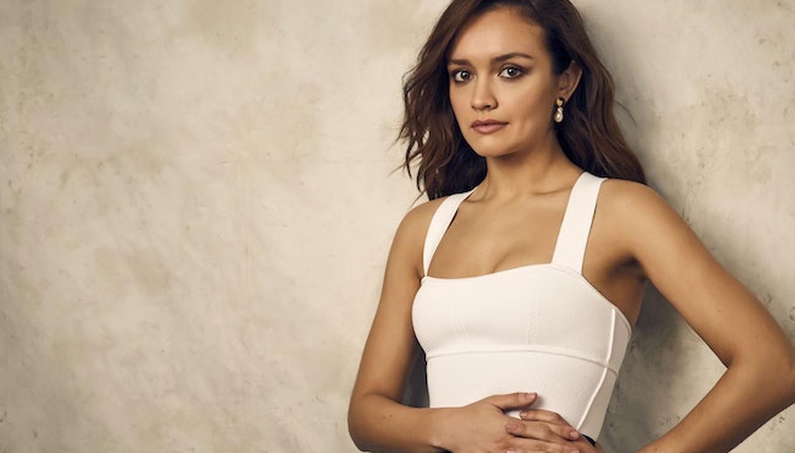 Actress Olivia Cooke On Her Less Is More Beauty Into The Gloss My Xxx Hot Girl