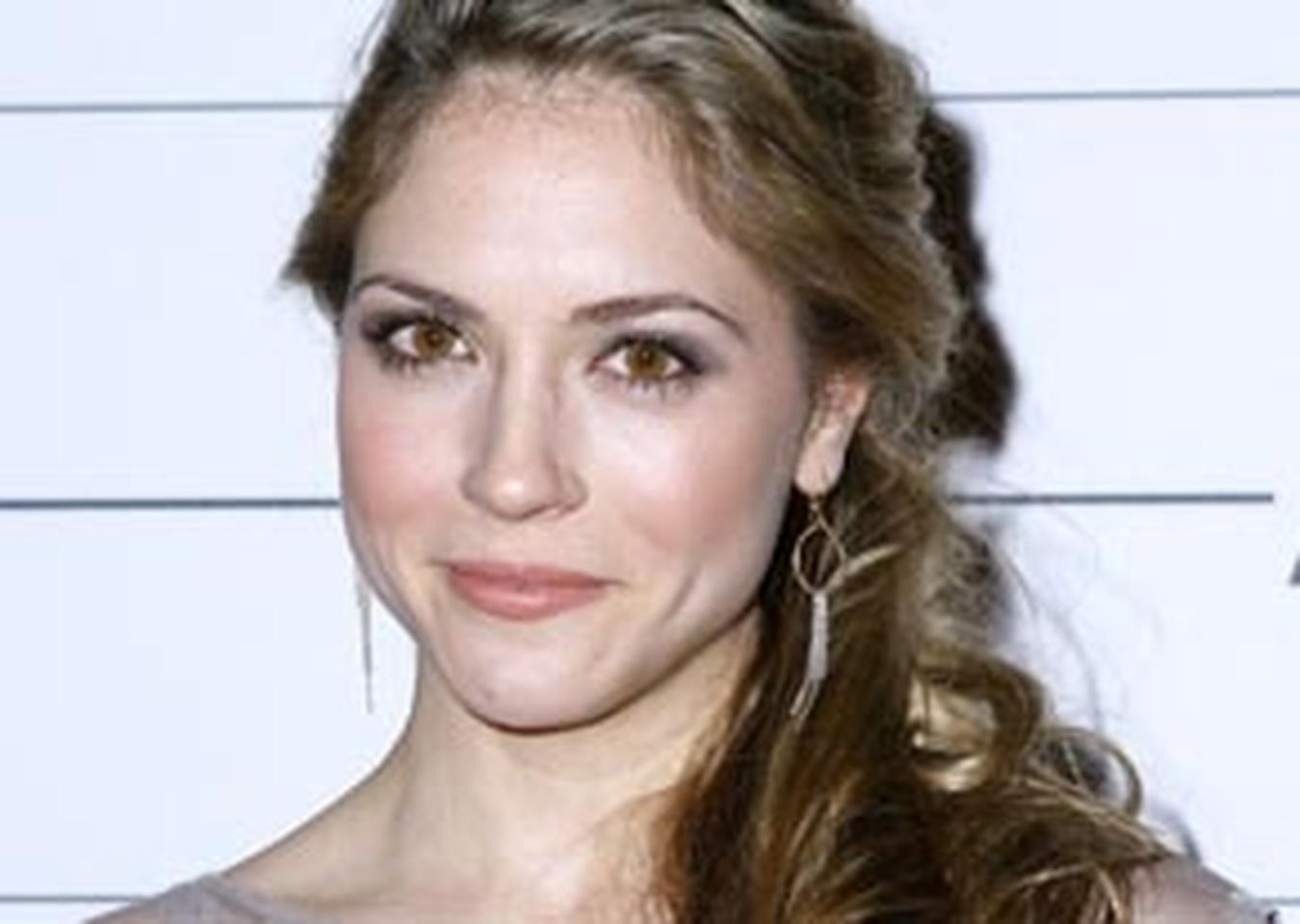 'Breakout Kings' Actor Brooke Nevin Grows Up