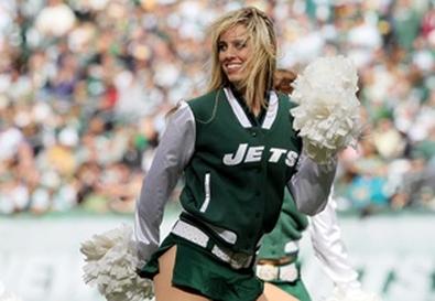 N.Y. Jets cheerleaders get something to cheer about - CBS News