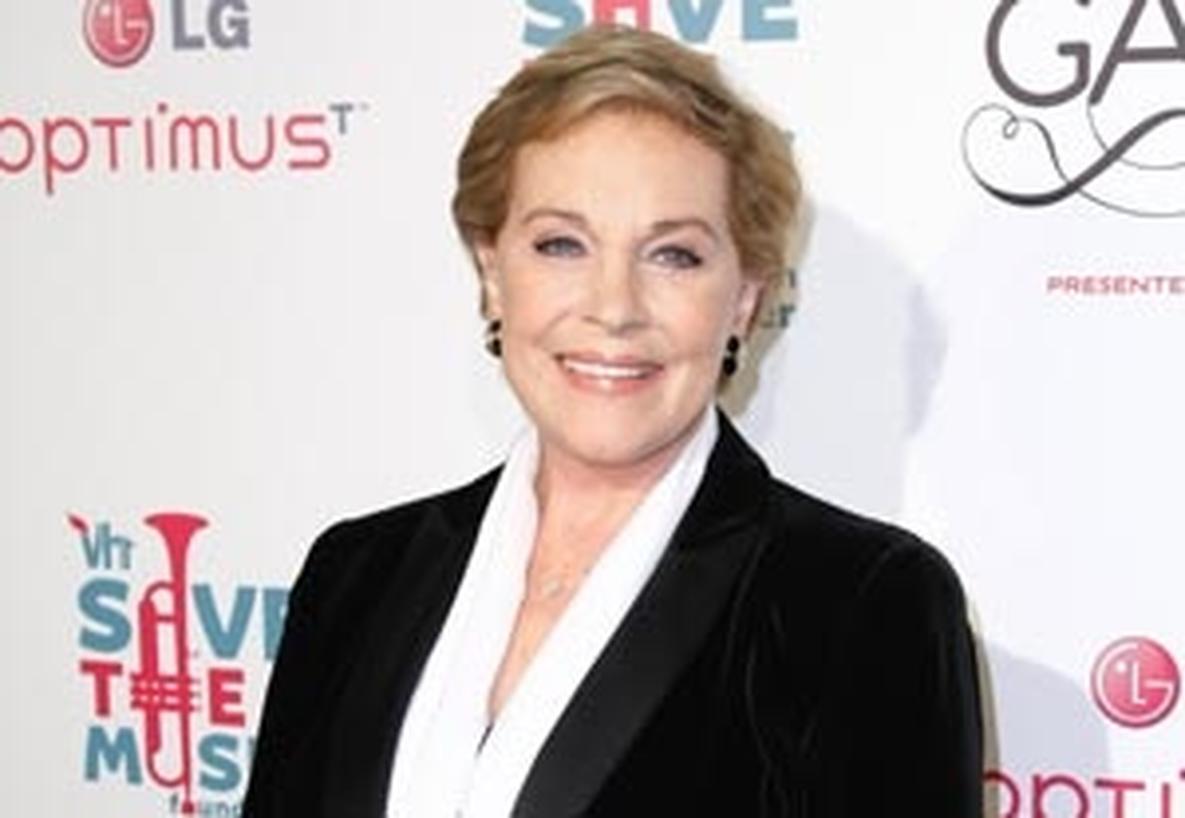 Julie Andrews Reflects on an Career