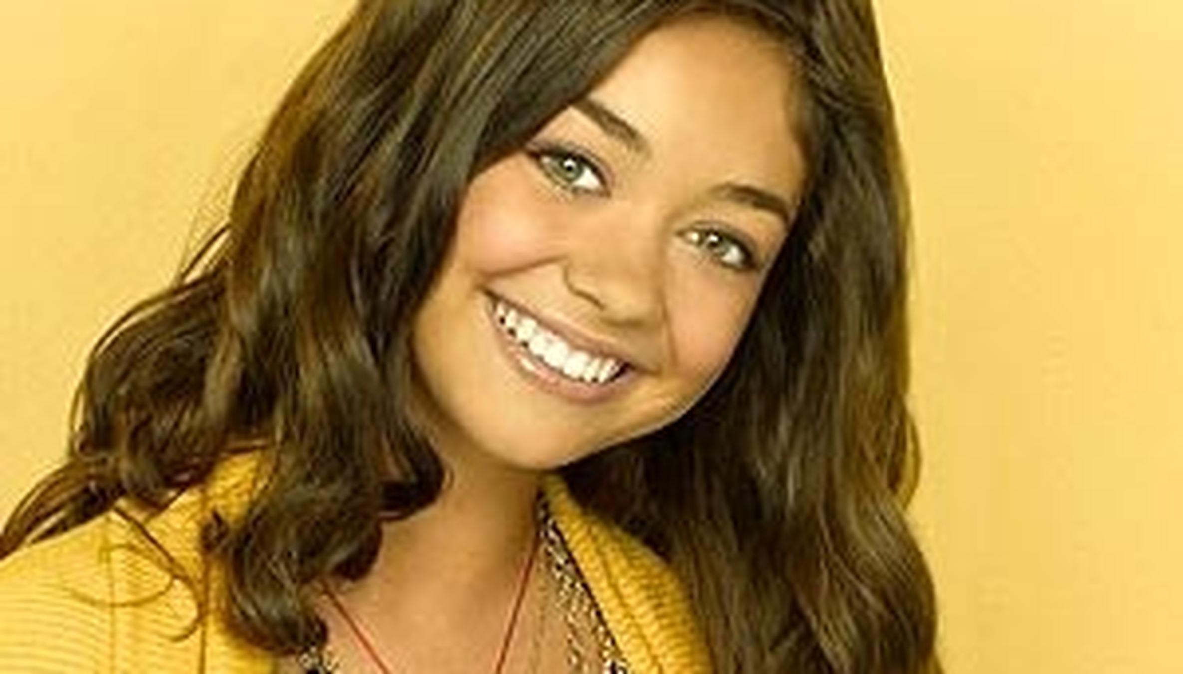Sarah Hyland A Back Stage Exclusive