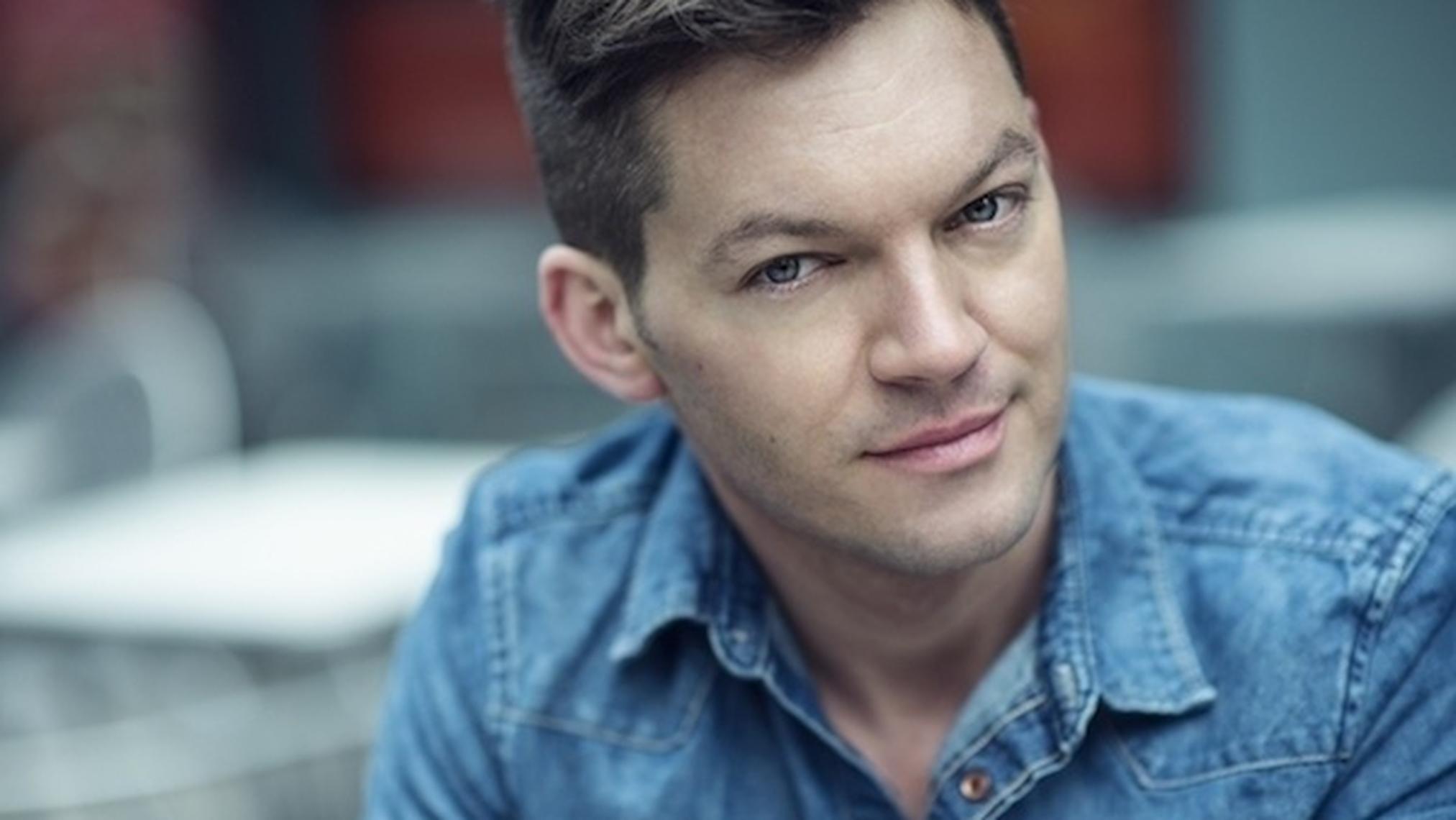 7 Tips For Better Headshots According To A Top Acting Coach