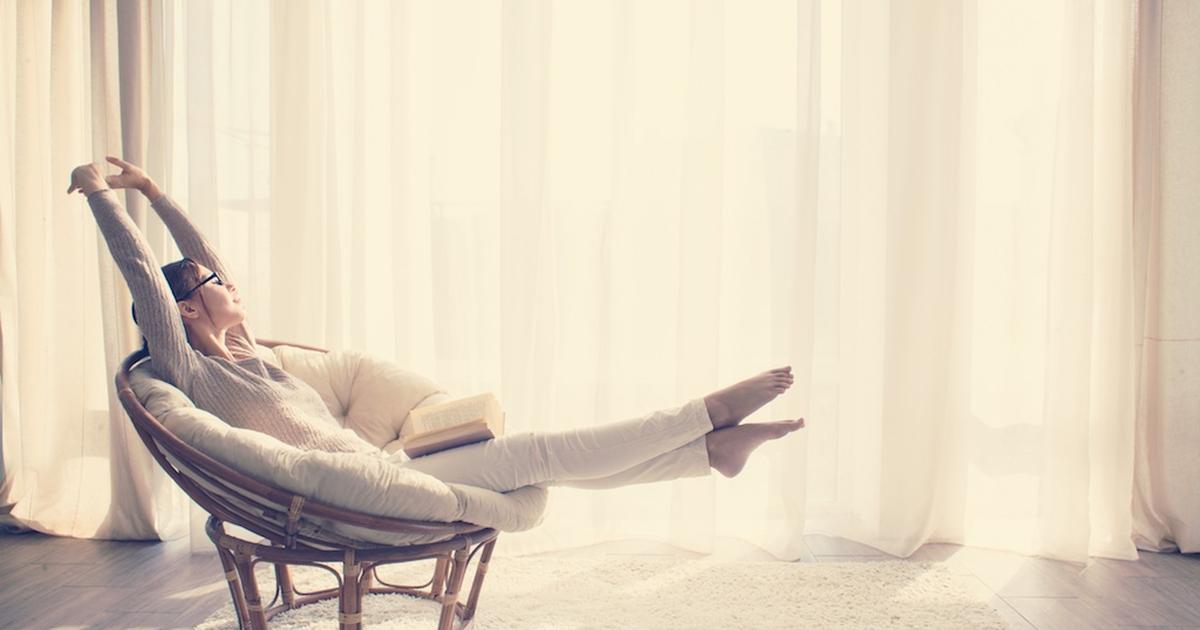 How to Audition for Voiceover Gigs From the Comfort of Your Home