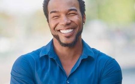 Backstage Expert Headshot