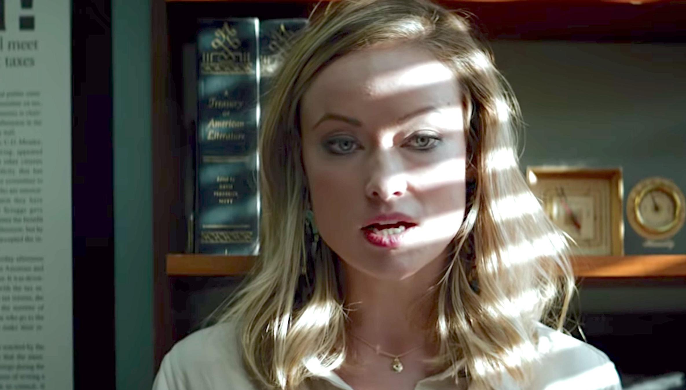 Porno qish Amerika kolleji hojatxonasida jinsiy aloqa