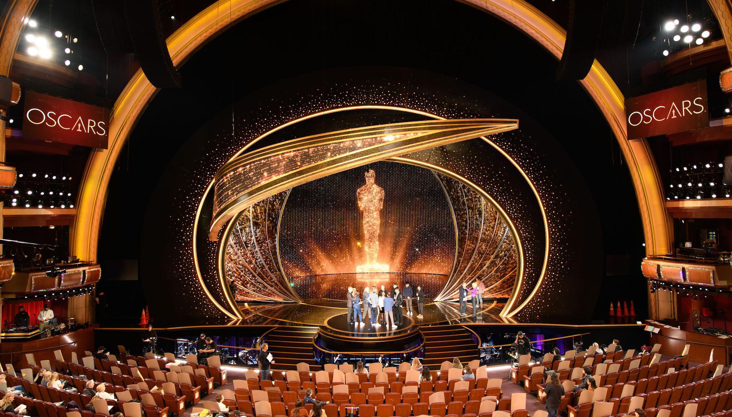 The 2020 Oscars Set Was Built to Reflect the Diverse Year in Film