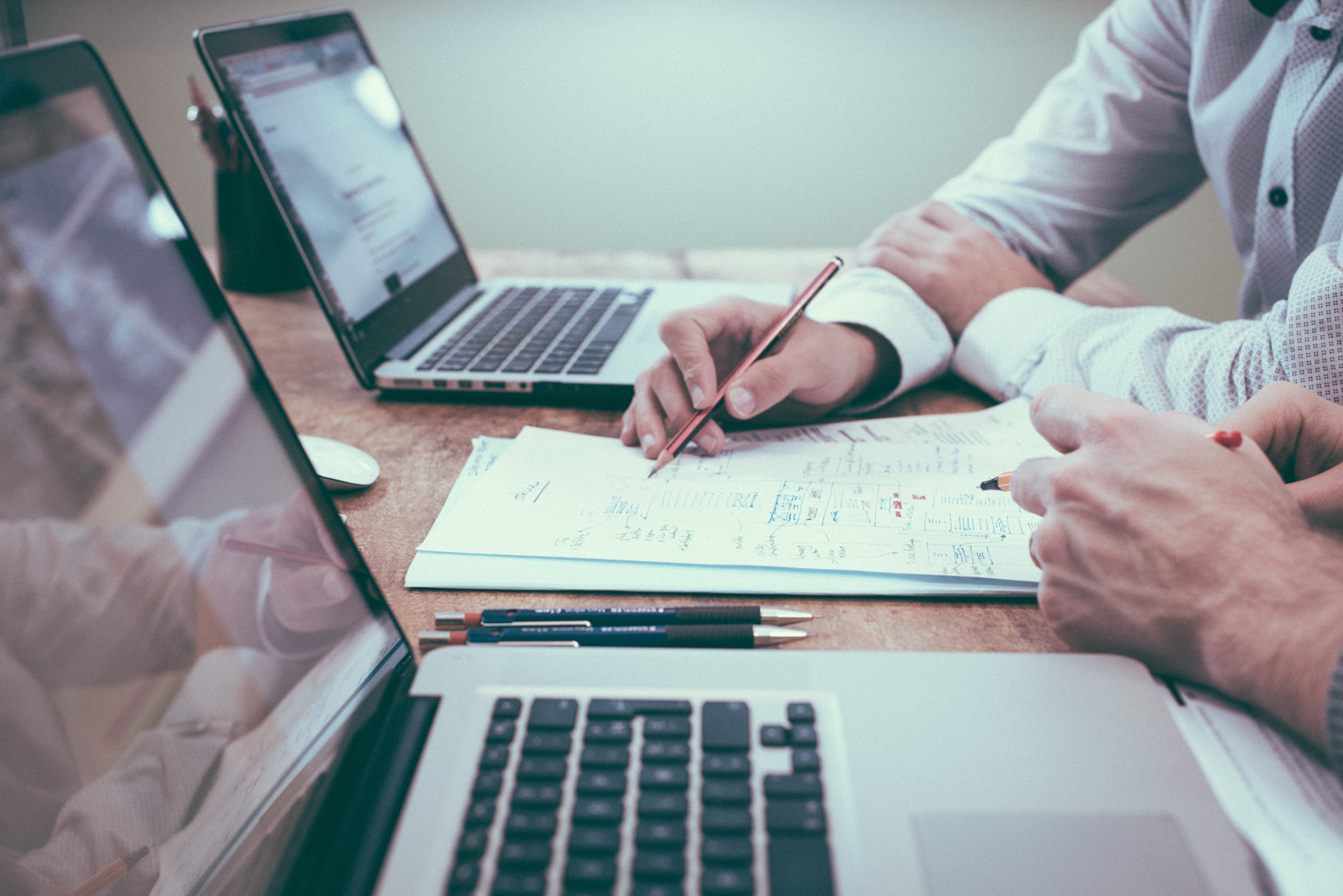 What Actors Need to Know About Filing Taxes This Season  