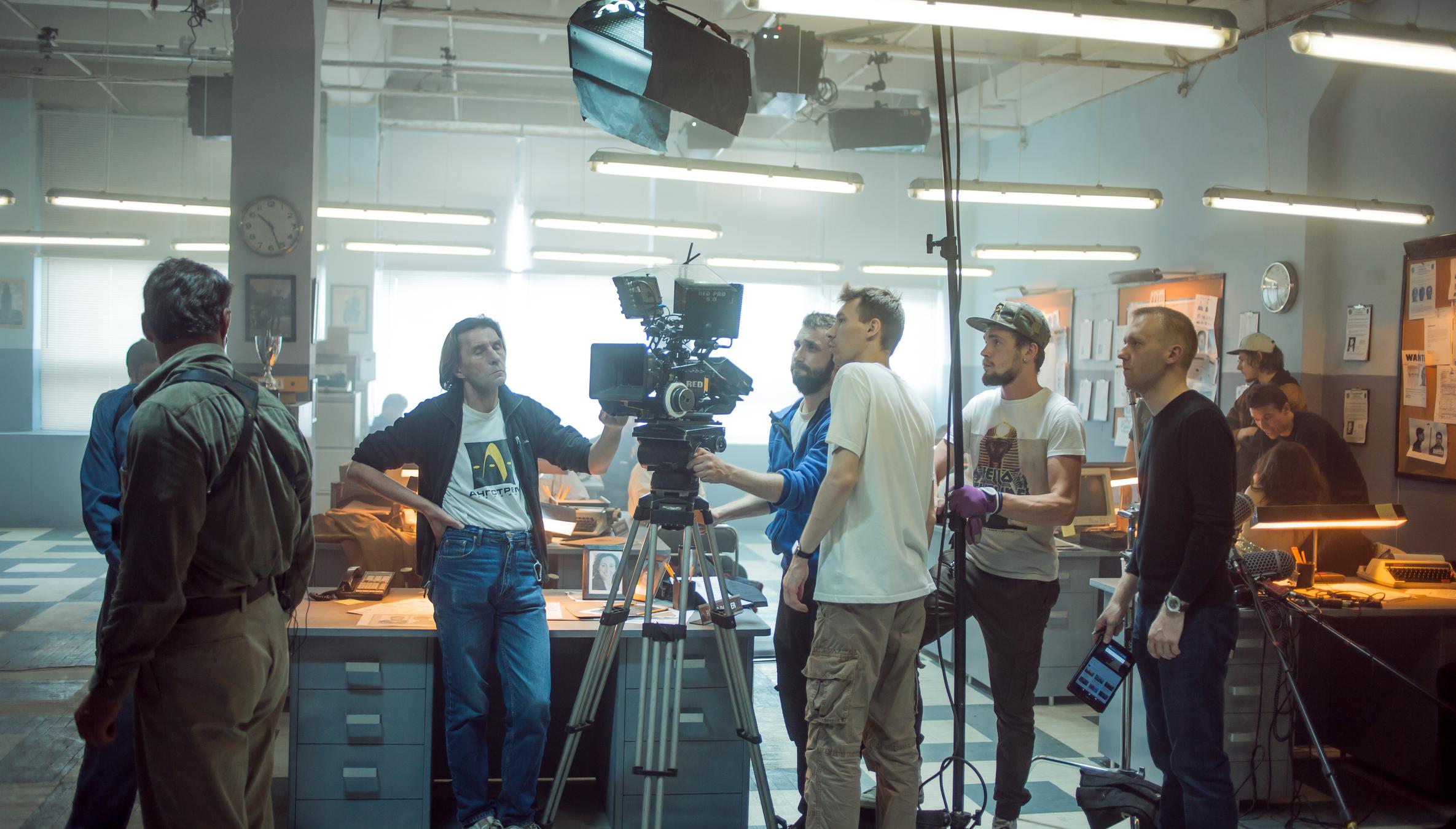 What To Look For When Hiring A Production Crew