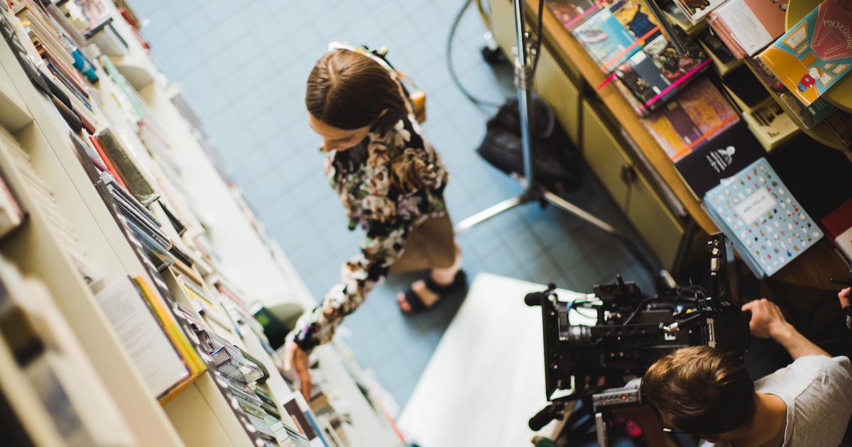 How a Script Supervisor Contributes to a Film | Backstage