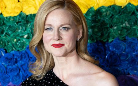 Laura Linney Talks ‘Ozark,’ Her Acting Process + Why You Have to ‘Let Yourself Really Suck’