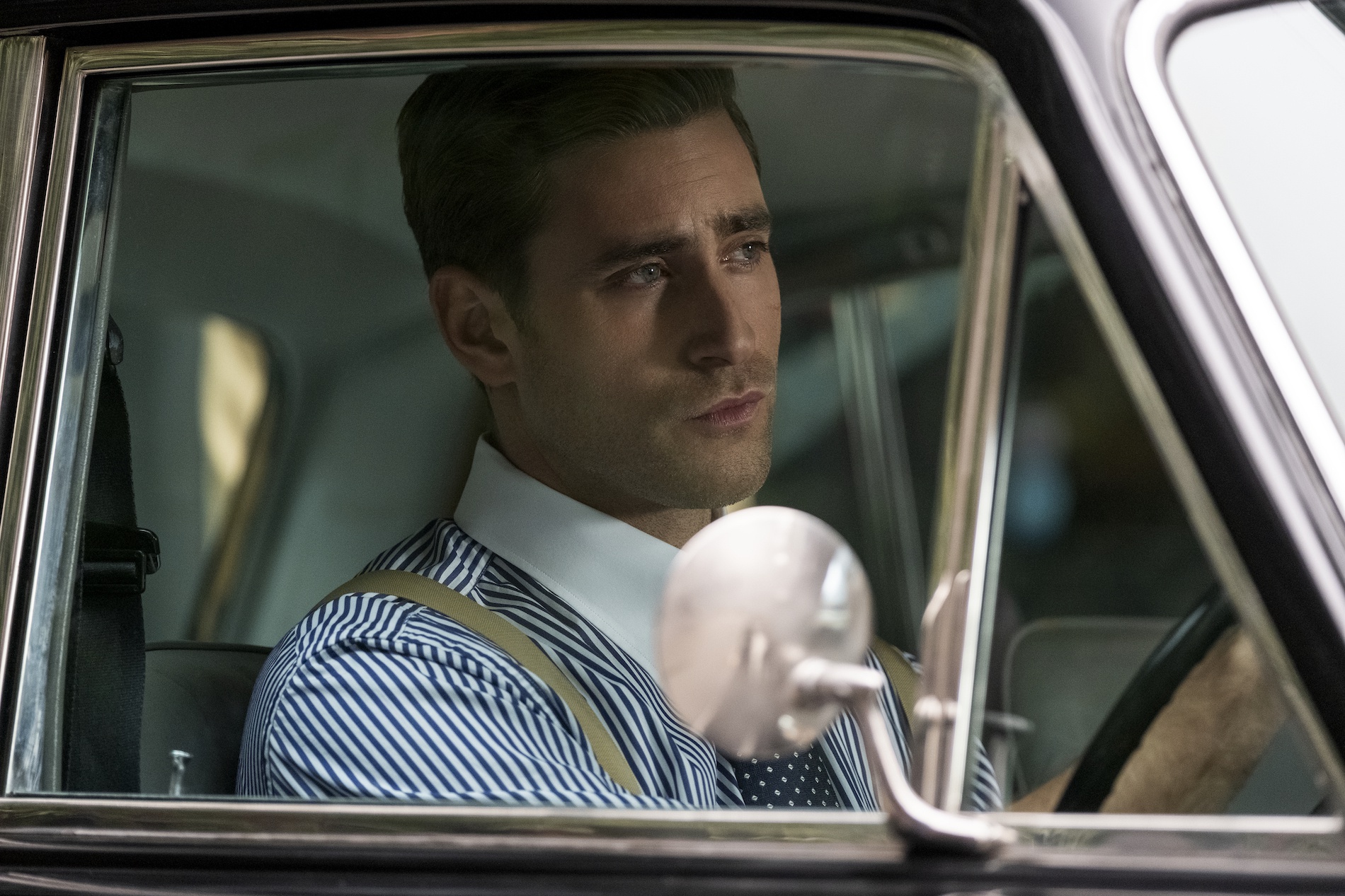 How Oliver Jackson-Cohen Built His Confidence to Act on ‘The Haunting of Bly Manor’