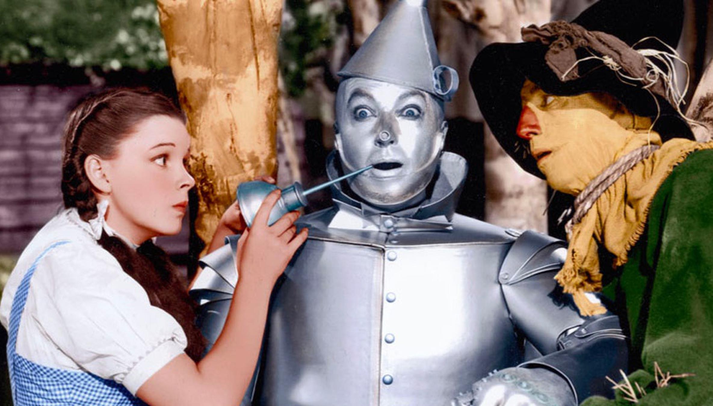 A Wizard of Oz Remake Is In the Works, and More Movie News