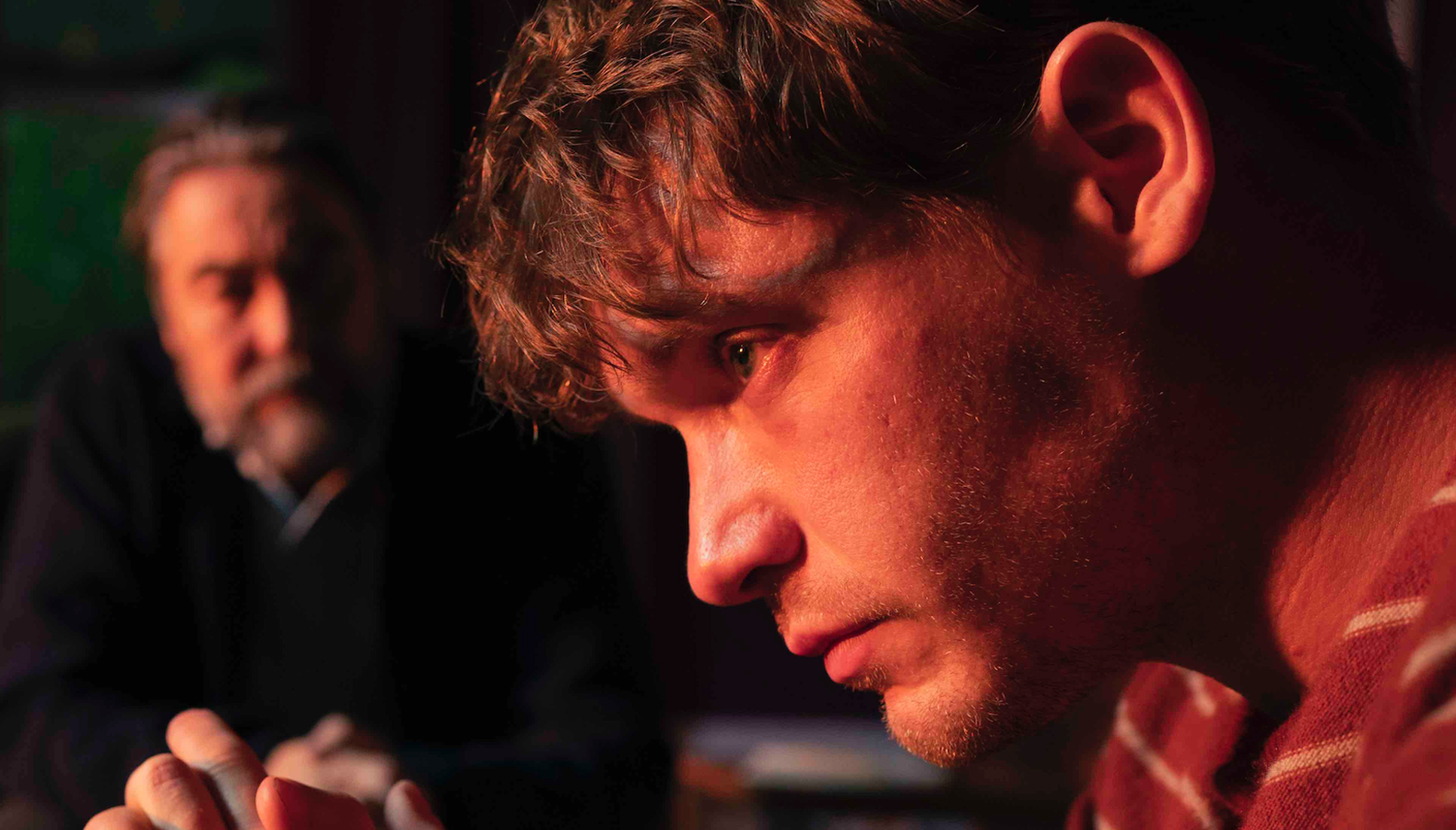 Billy HOWLE (Le Serpent) main image 0