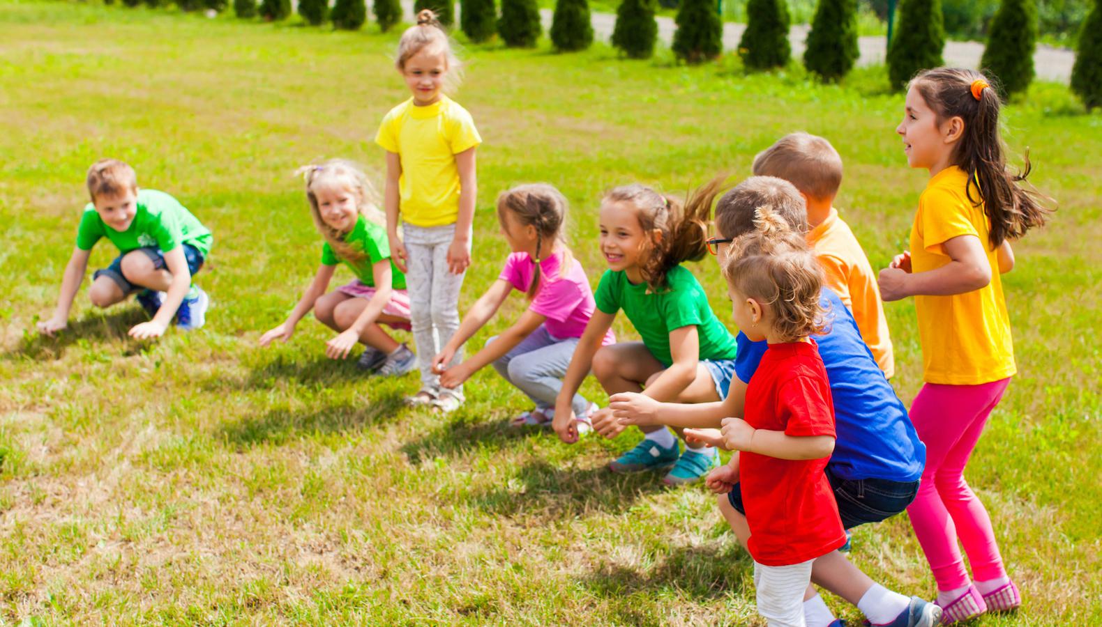 7 Fun & Easy Games to Play Outside without Contact