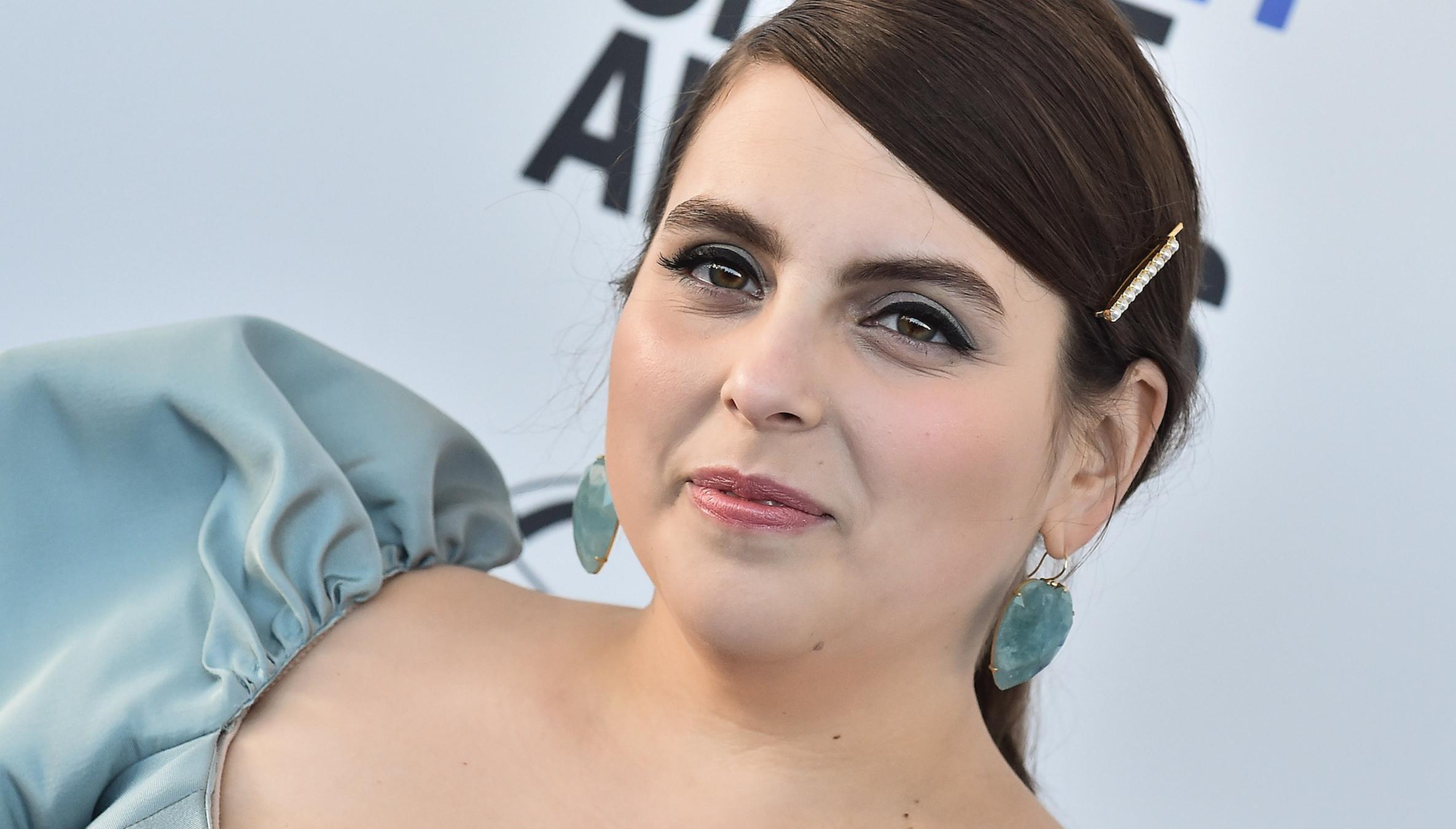 Beanie Feldstein on ‘Impeachment’ + ‘The Humans’ Backstage
