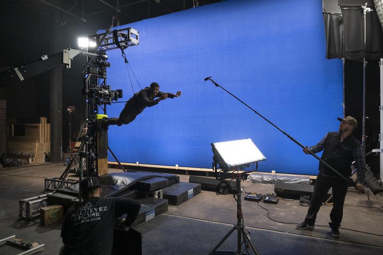 What is a Green Screen Used For and How Do They Work?