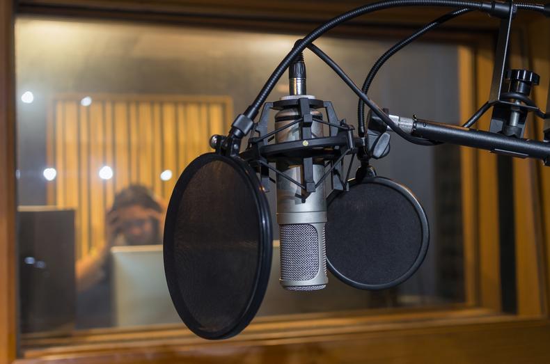 Voice recording booth