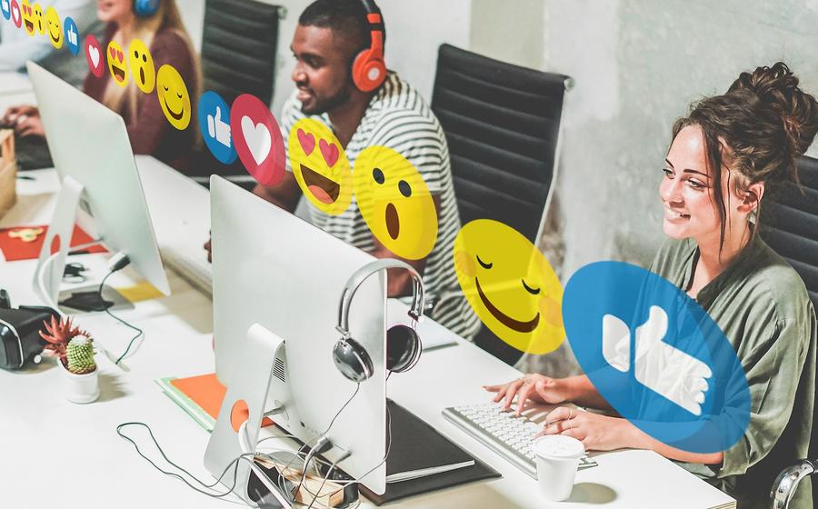 How to Deal With Negative Comments on Social Media | Backstage