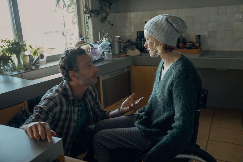 Andrew Lincoln and Naomi Watts in Penguin Bloom 
