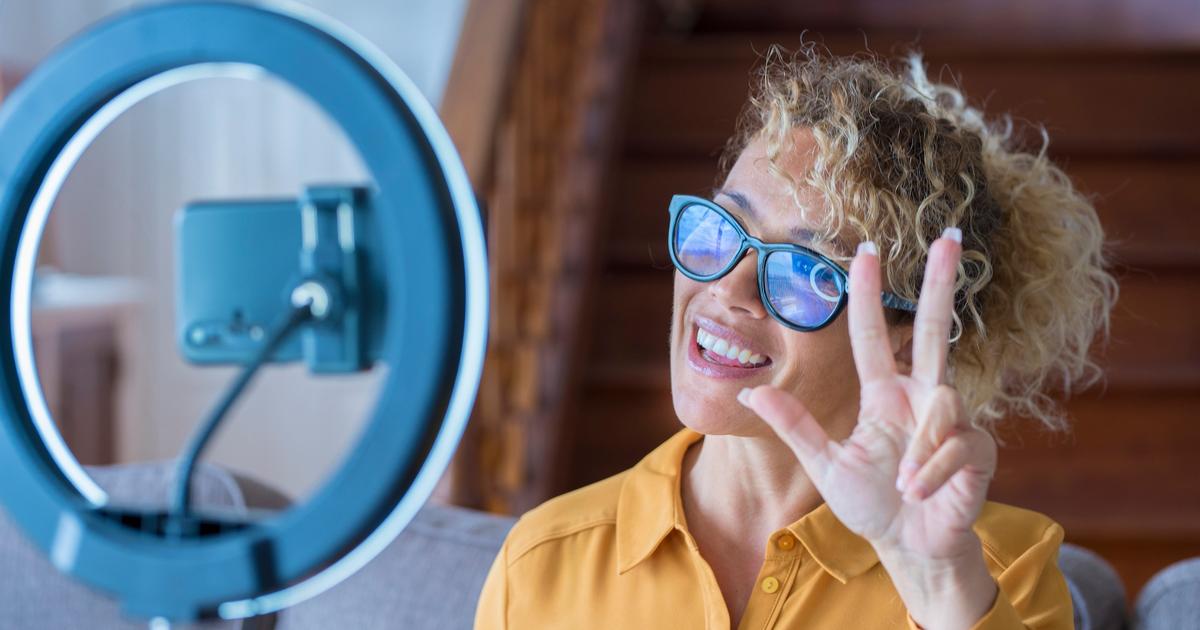 How to Use a Ring Light Setup and Buying Advice Backstage