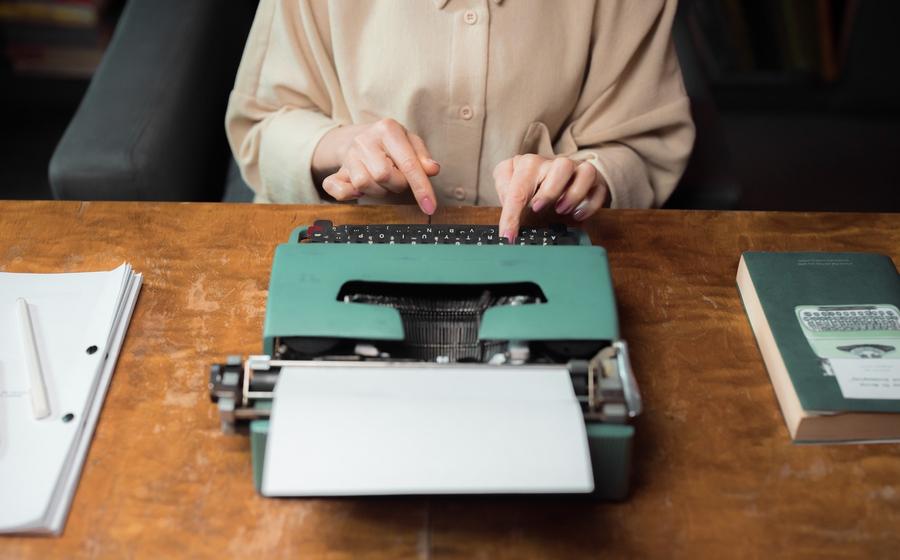 The Ultimate Guide to Screenwriting Software | Backstage