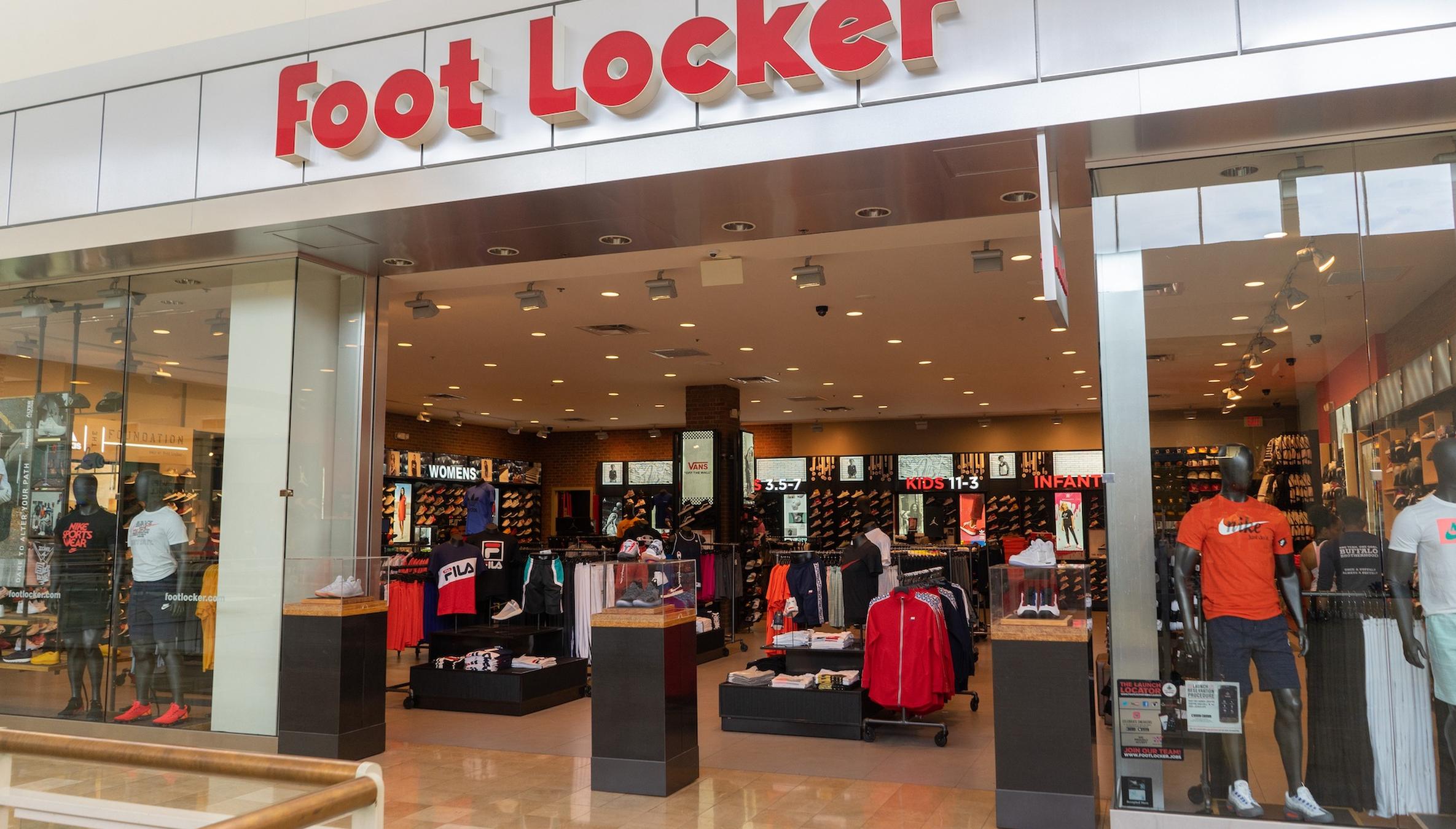 Now Casting Earn 1 000 for a Foot Locker Nike Shoot