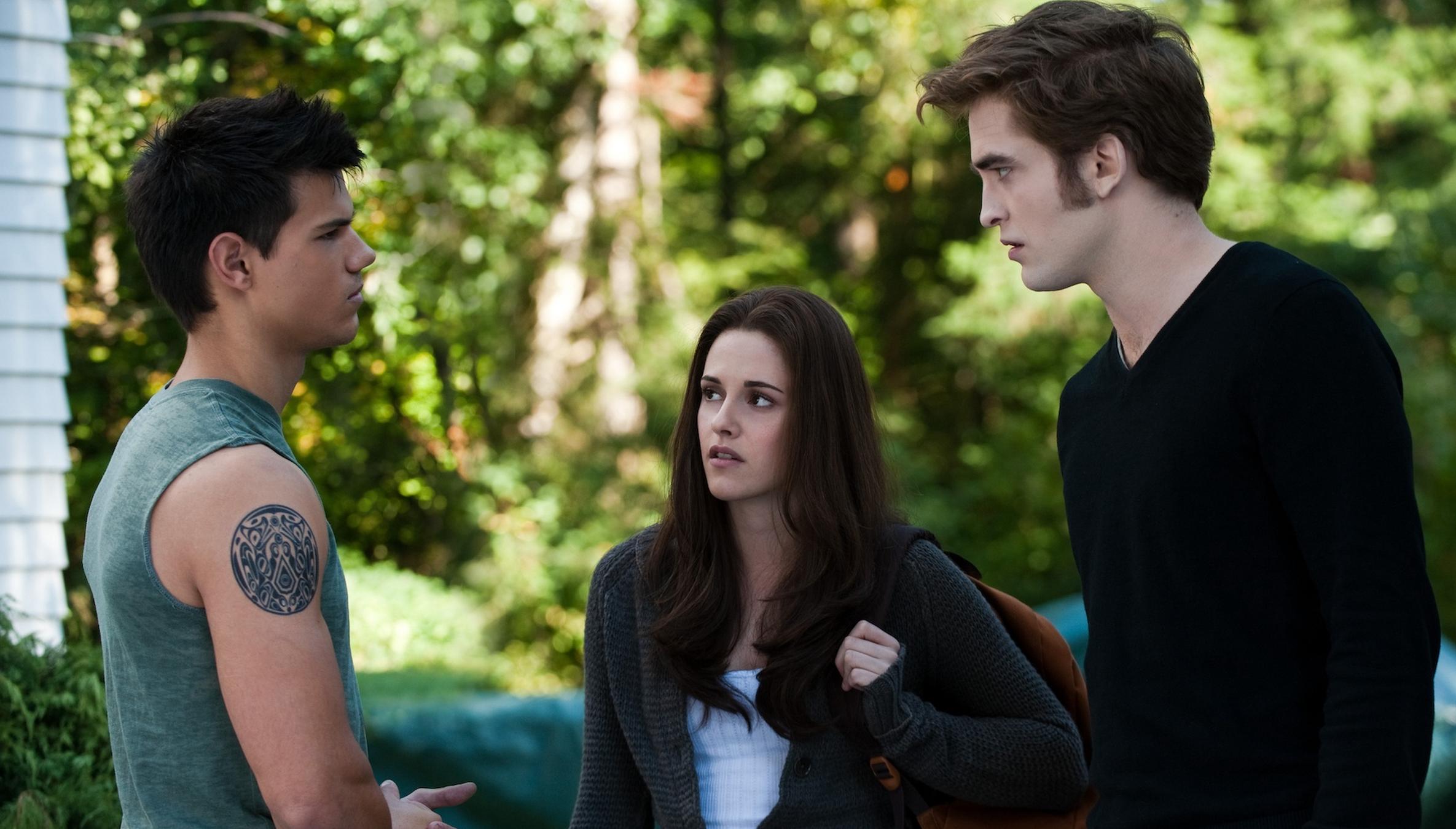 Twilight' Animated Series: Updates + Cast | Backstage
