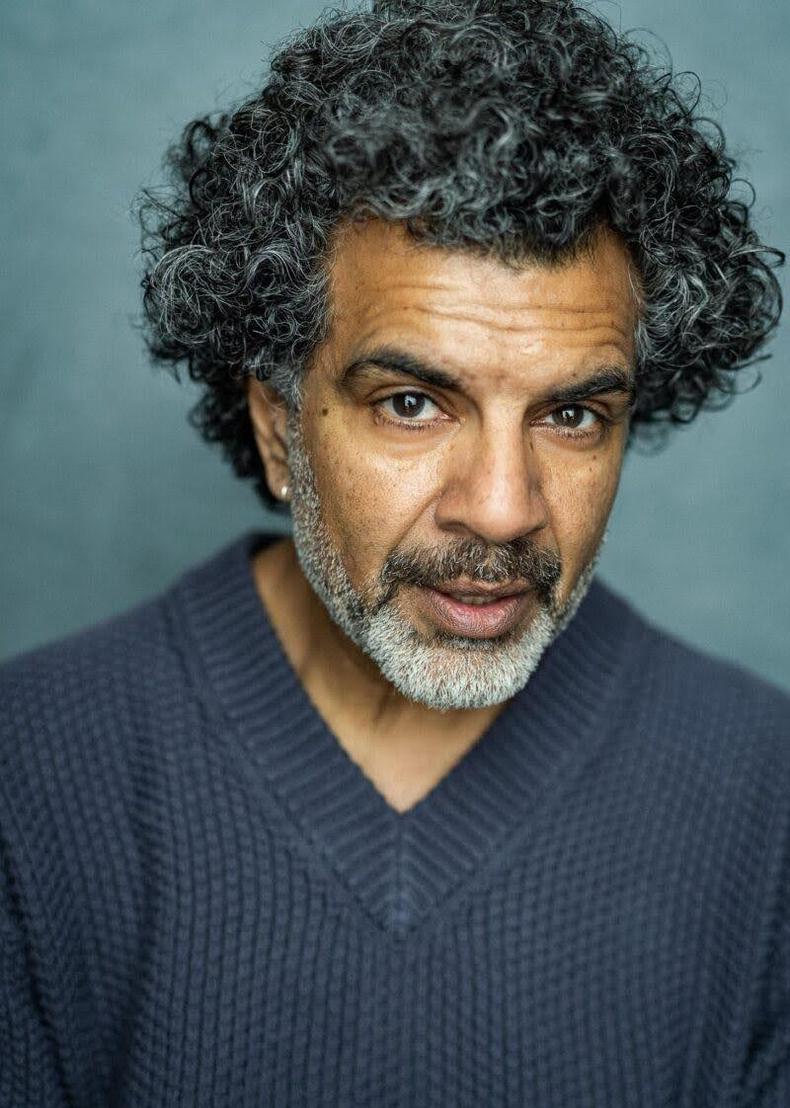 Ezra Faroque Kahn headshot