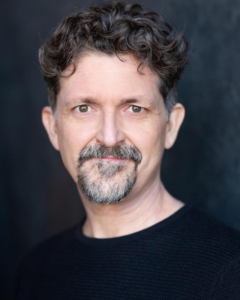 Ian Harris headshot