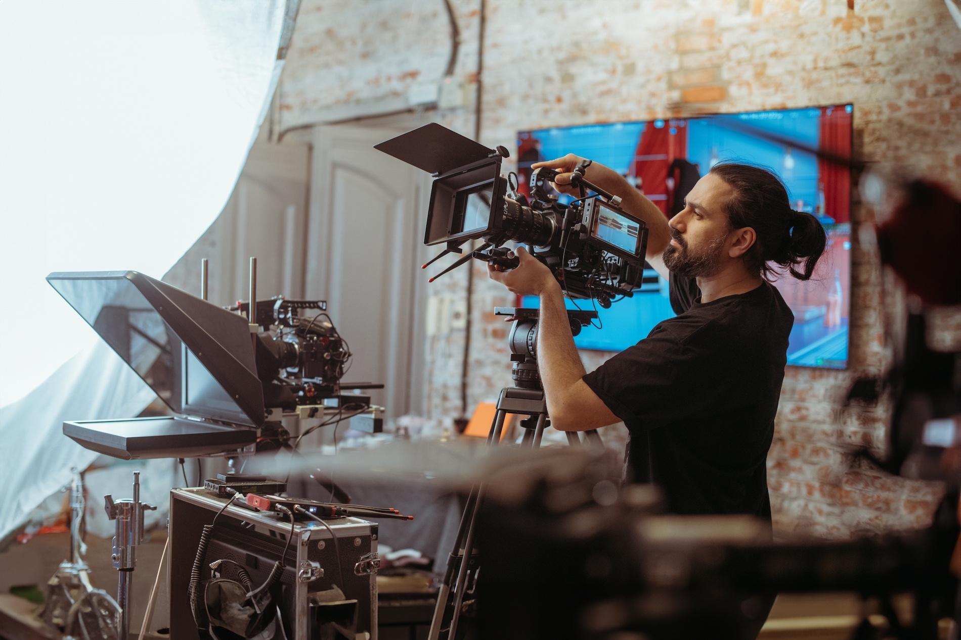 Find Casting Calls in Los Angeles + California Auditions | Backstage