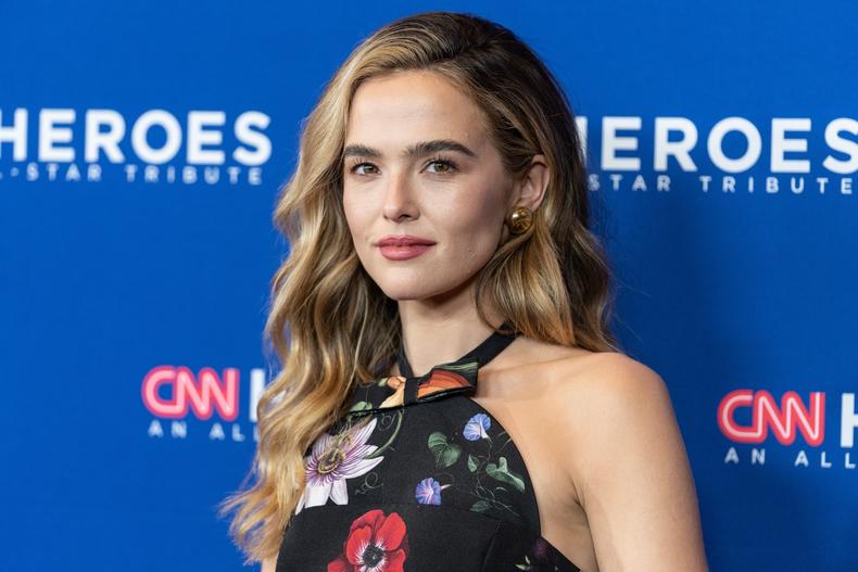 zoey deutch