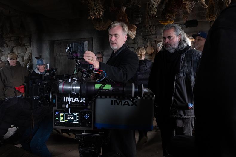 Caption	L to R: Director Christopher Nolan with Cinematographer Hoyte van Hoytema