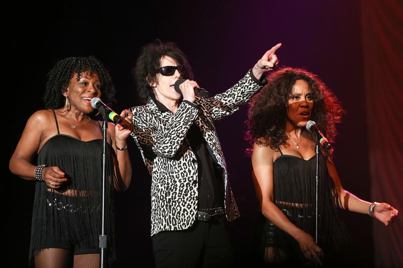 backup singer