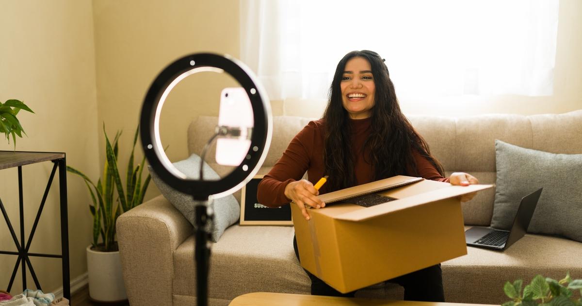 how-influencer-brand-deals-work-and-how-to-get-one