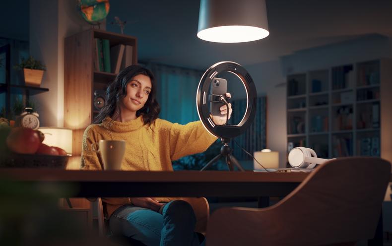 influencer recording video