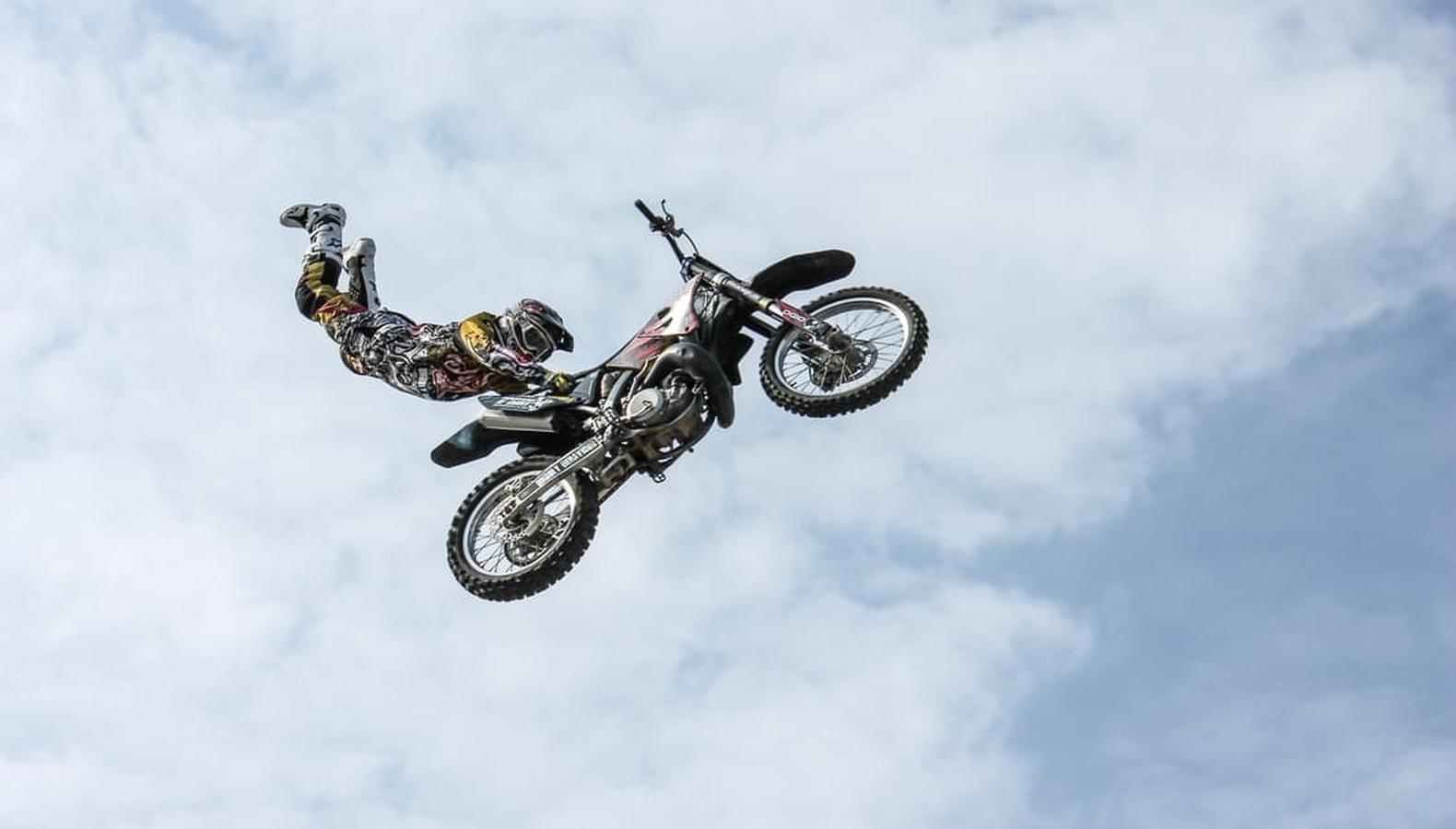 Getting Into Stunts Is Stunt Training Right for You? | Backstage