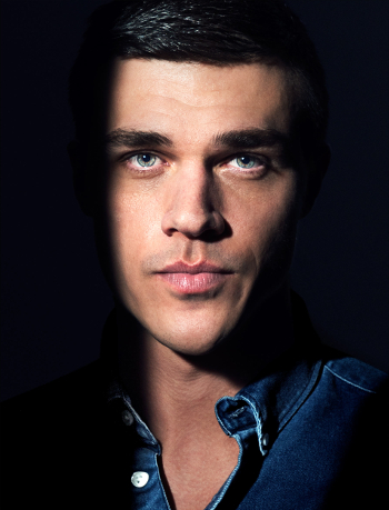 finn wittrock the normal heart