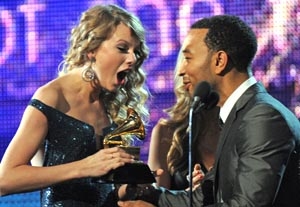 Taylor Swift, Beyonce Make Grammy History