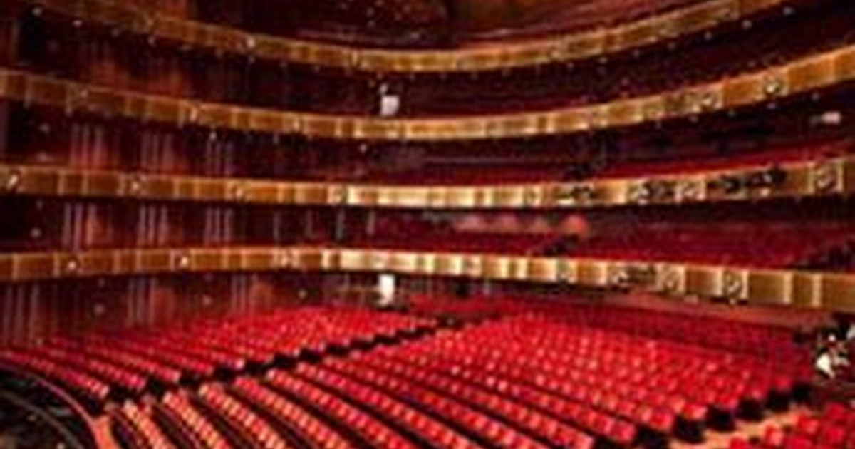 Met Opera, Orchestra Union Reach Contract Accord Backstage