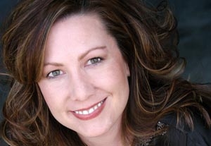 Agents Offer Tips on the Best Ways to Contact Talent Reps