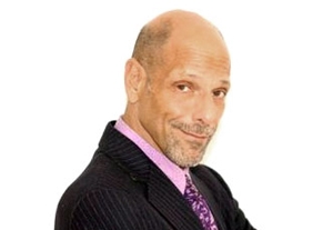 Comedian Robert Schimmel Killed In Car Crash