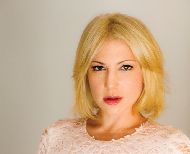 Ari Graynor on Why She Loves the Theater, Even When It Scares Her
