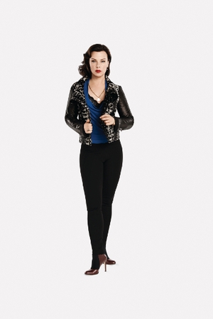 6 Questions With…Debi Mazar