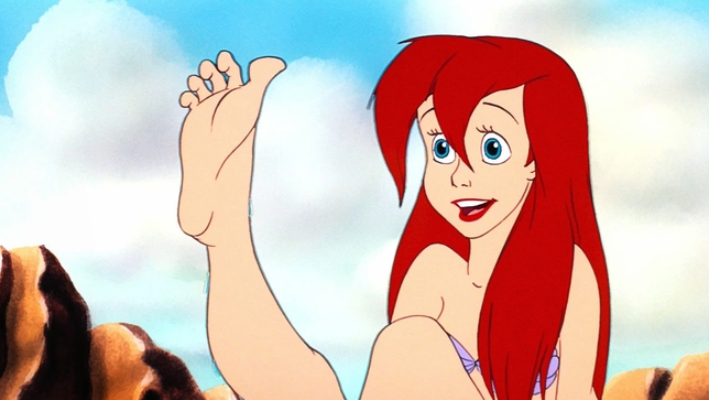 How to Become a Foot Model